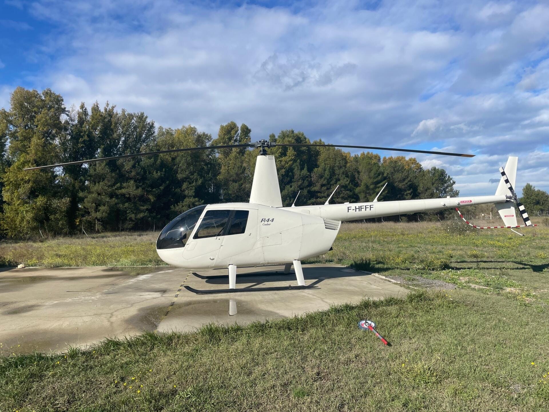 Robinson R44 Cadet