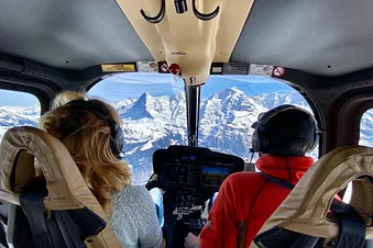 Helikopter Alpenflug mit Gletscherapero