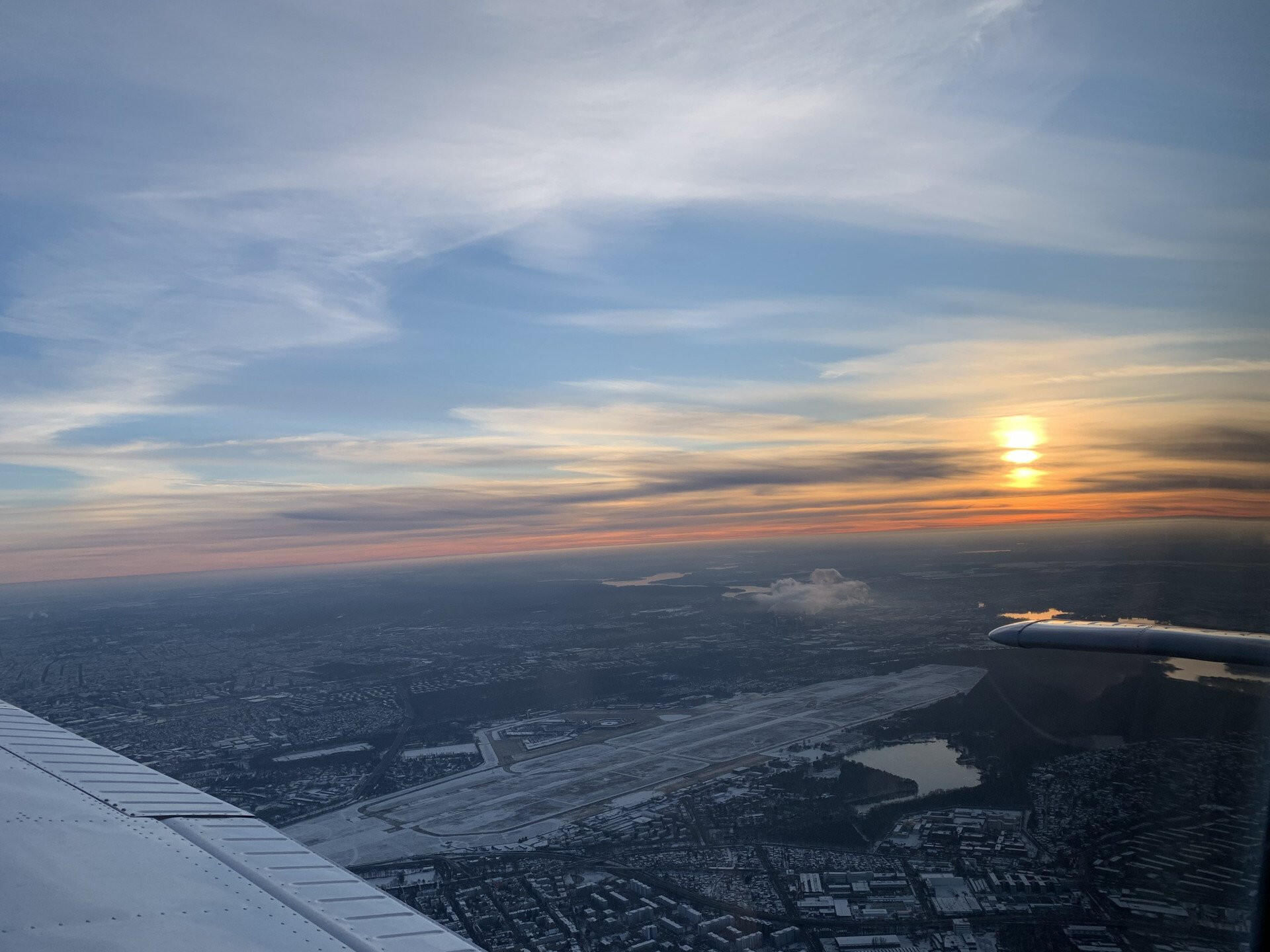 Dämmerungsflug, idealer Weise mit Sonnenuntergang