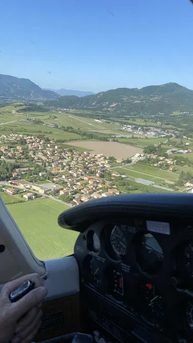 Déjeuner en altitude à Gap-Tallard ✈️