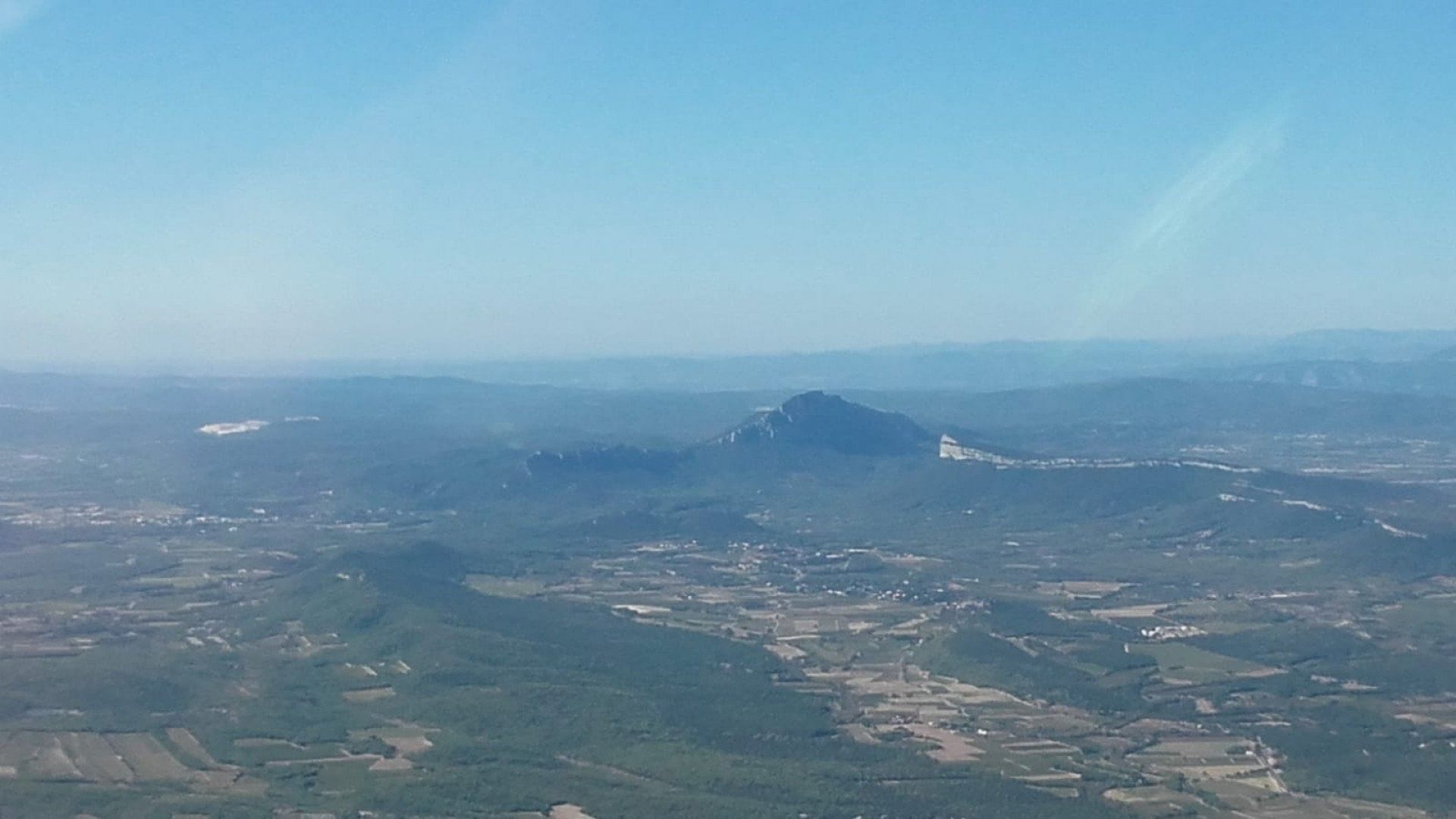 Survol en avion de la Camargue, Arles, départ d'Aix