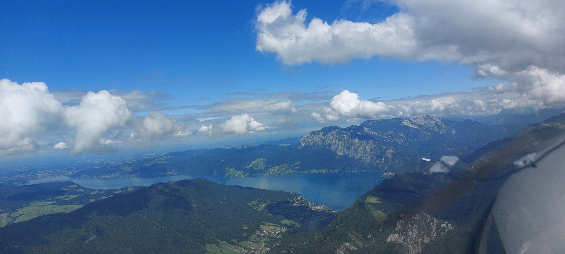 VIP Rundflug Dachstein mit moderner 2-mot. DA42