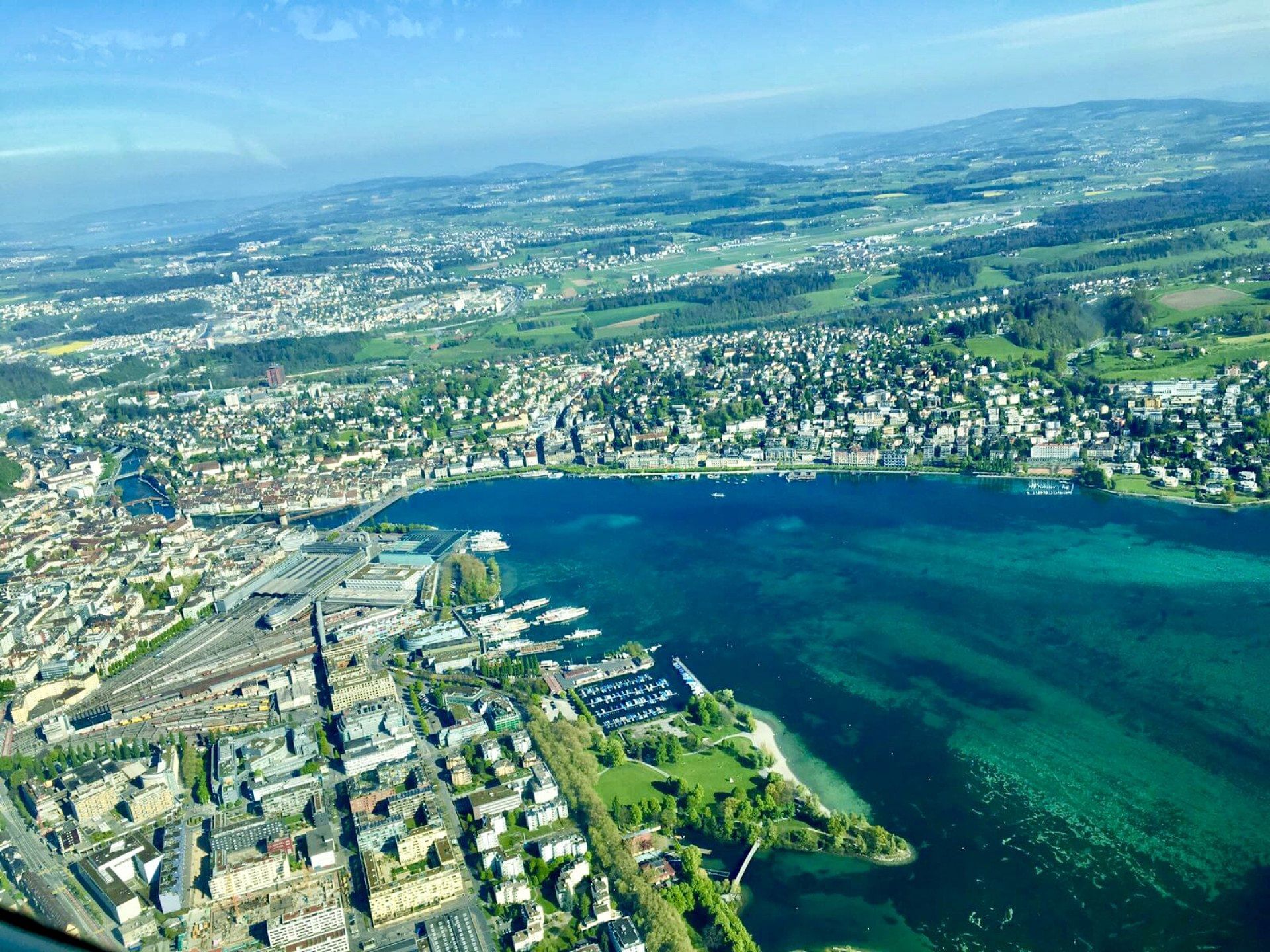 Romantischer Heiratsantrag in der Luft und Rundflug?