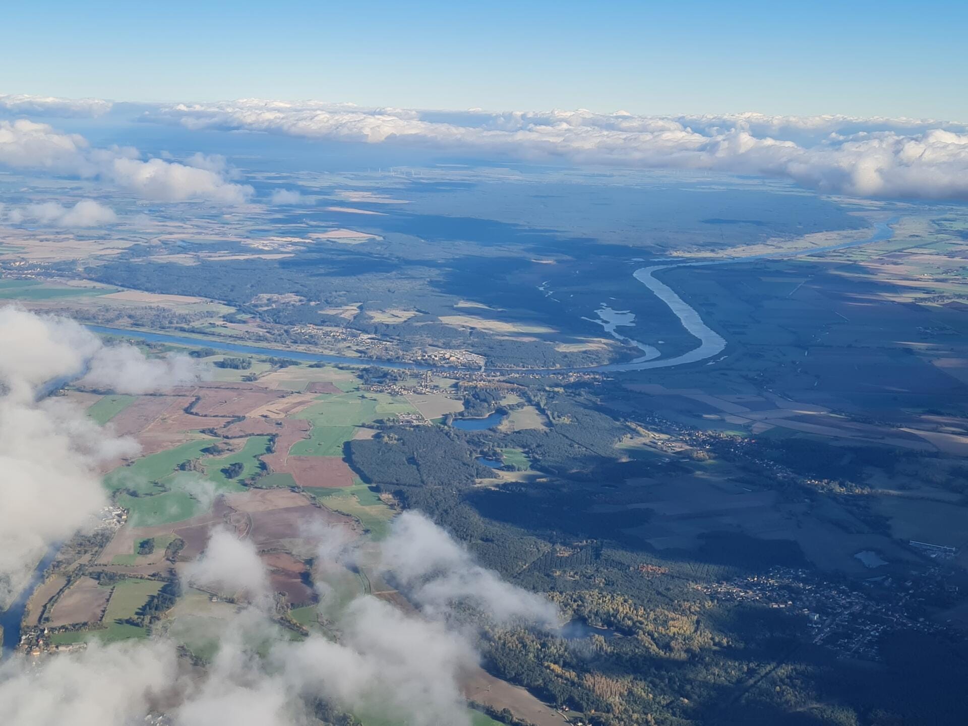 Ein "kleiner" Rundflug über das Oderbruch, entlang der ODER