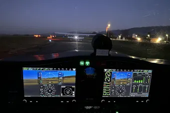 Volez de nuit et laissez la magie opérer!