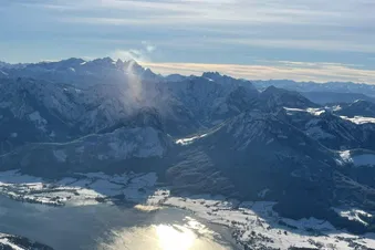 Rundflug ab Salzburg zu Deinem Wunschziel