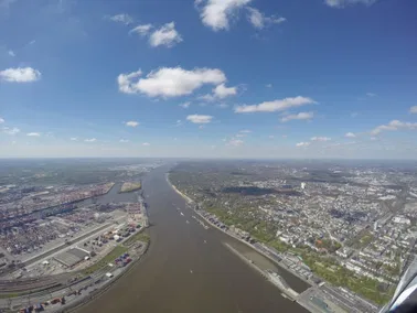 Hamburger Hafen von oben