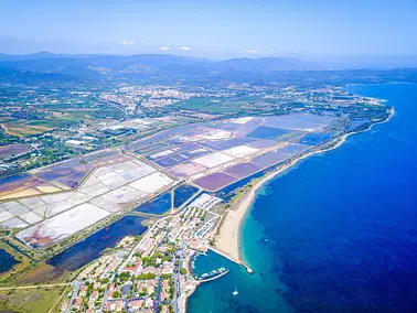 Hyères et ses alentours en Hélicoptère - 30 min