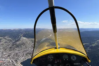 BALADE LES CHEVEUX DANS LE VENT