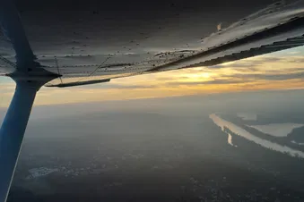 Vol au dessus de l'ouest Parisien