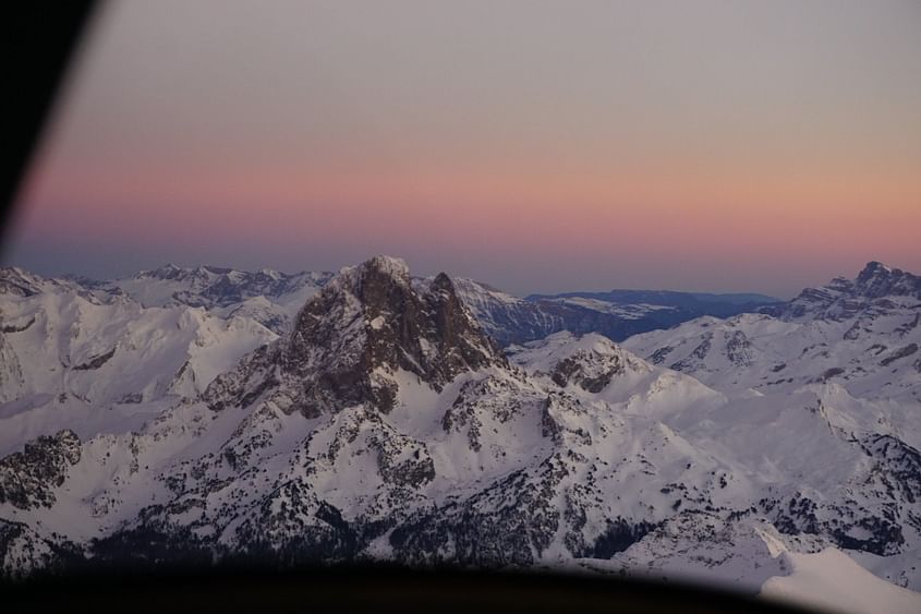 Survol des Pics du midi d'Ossau, de Bigorre et Gavarnie