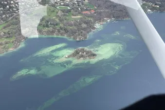 Zum Chiemsee entlang der Alpen