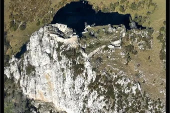 Survol des Châteaux Cathares depuis Toulouse (DR-400)