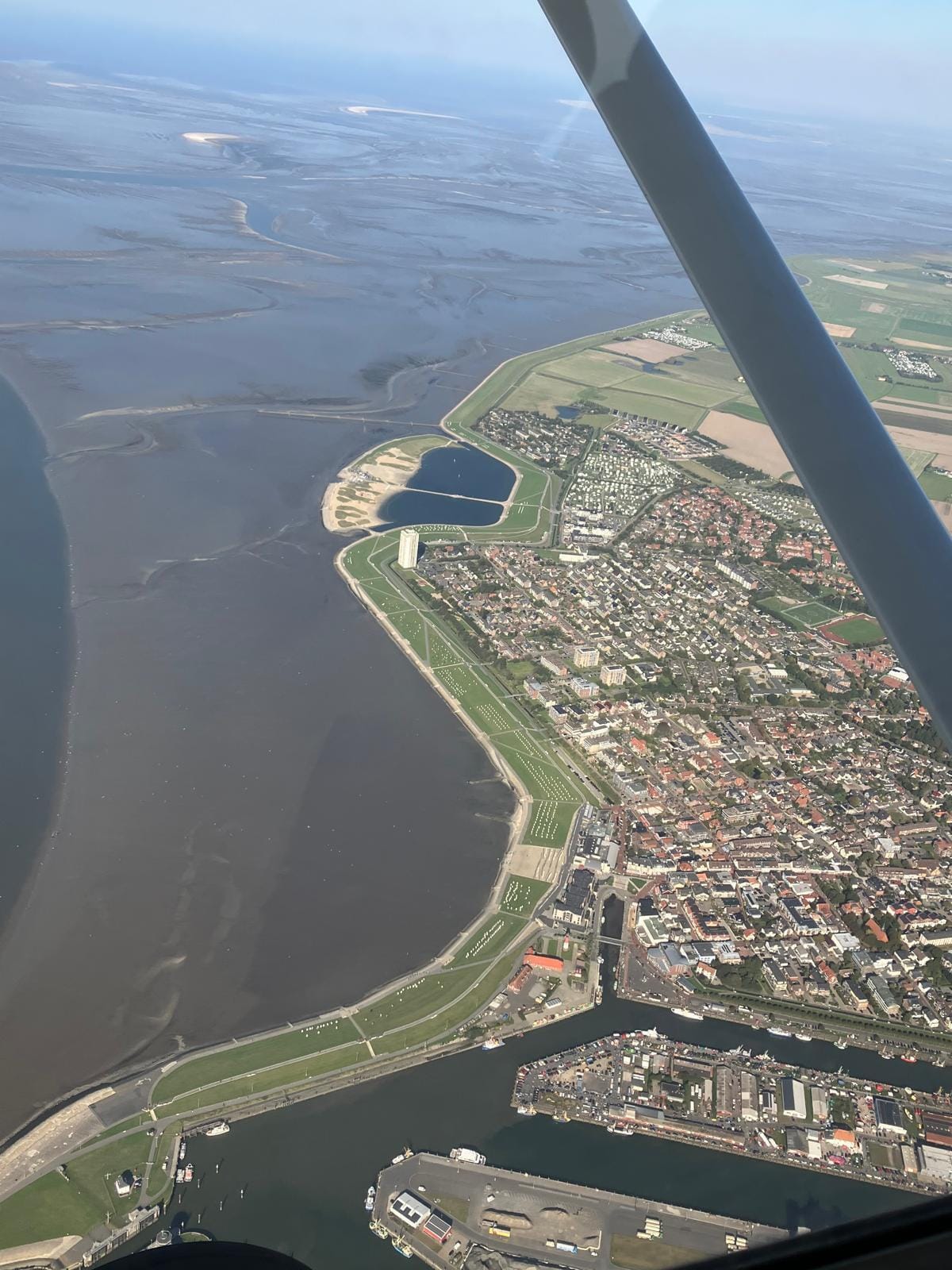 ✈️ Hamburg von oben erleben! - Rundflug ab Ganderkesee