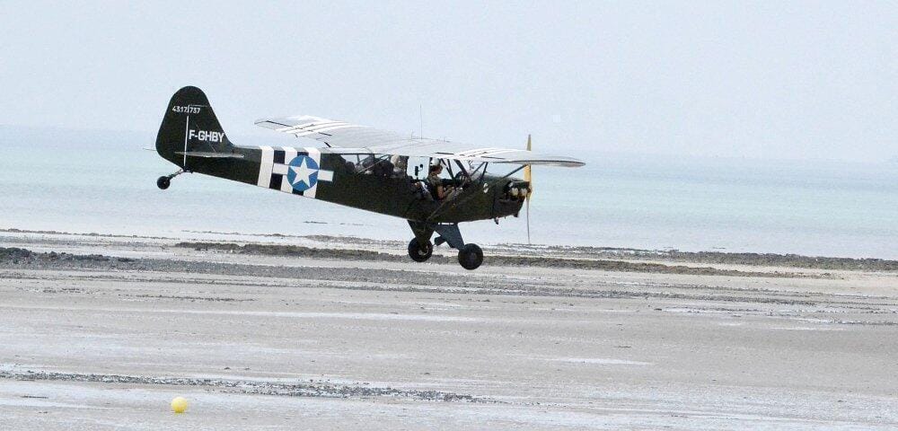 Piper L4 Grasshoppers