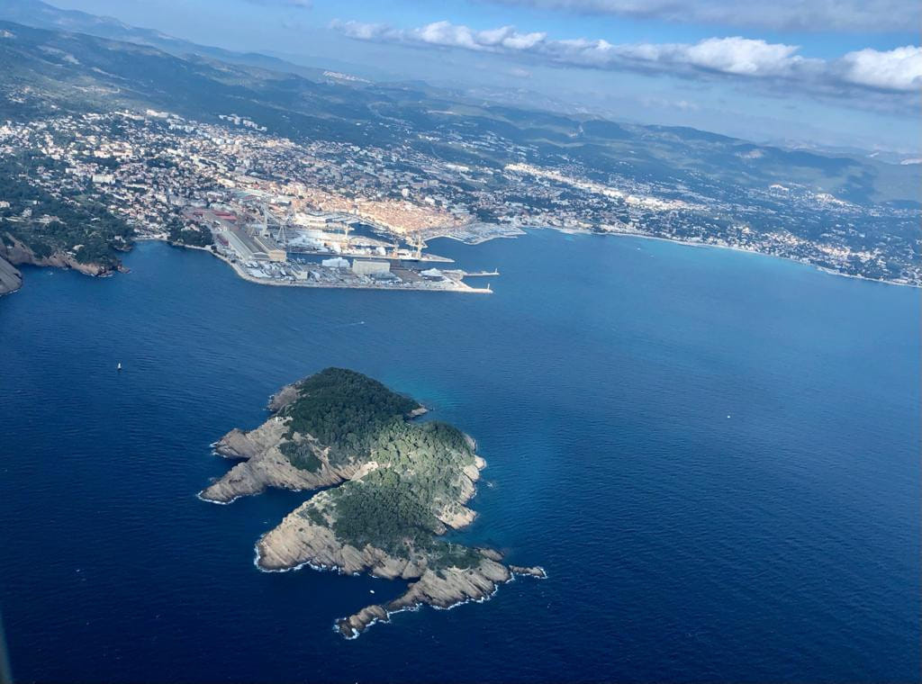 Survol en hélico : Camargue, Calanques de Marseille & Cassis