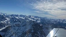 Balade aérienne au dessus des Pyrénées