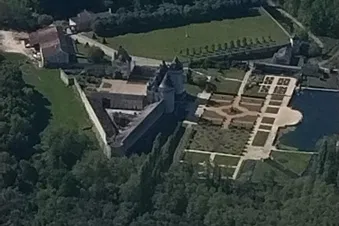 Château de la Roche-Courbon