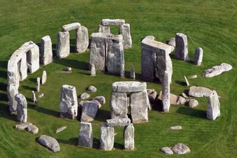 Experience the Wonders of Stonehenge - Day Trip