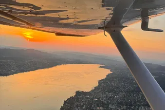 Chasing the sun over the Lake of Zurich