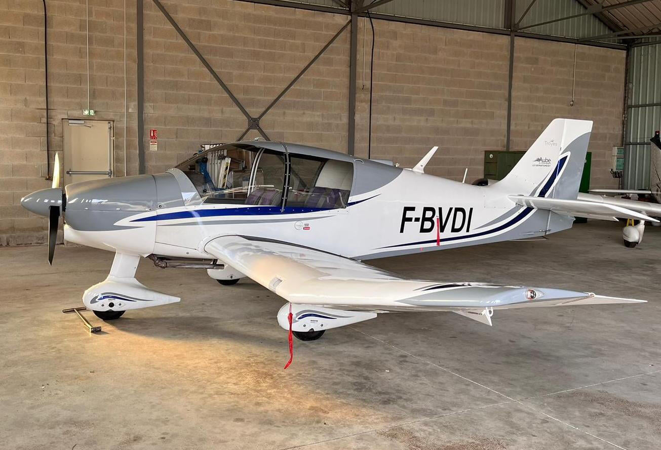 Robin DR400 - 160HP