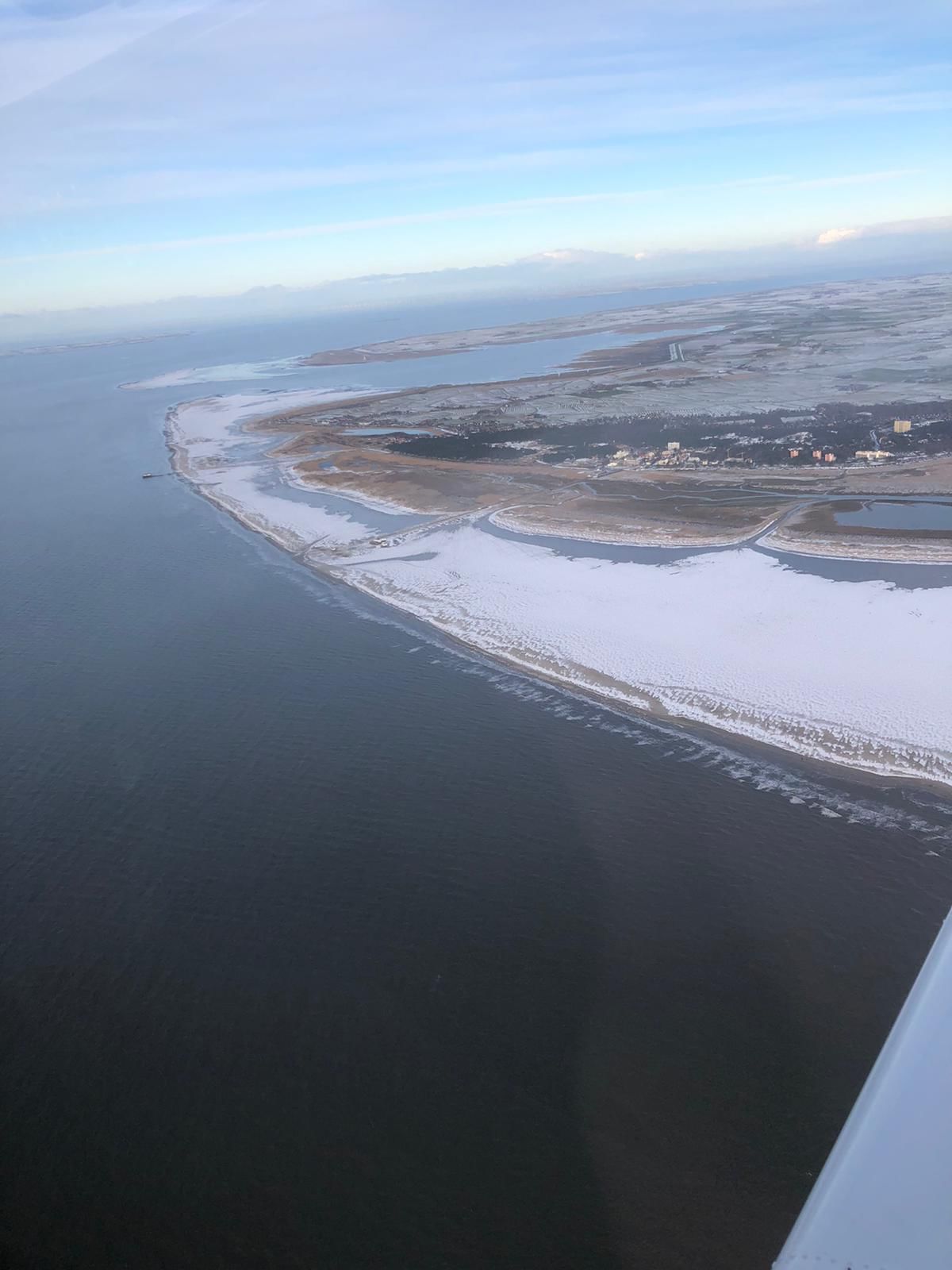 Im Winter entlang der Nordsee, optimal für zwei Passagiere