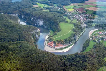 Rundflug über Regensburg, Walhalla, Befreihungshalle