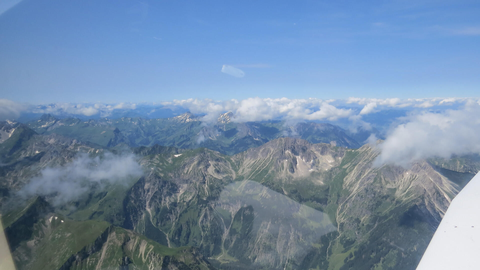 Hochalpenflug - zum Hochvogel und Allgäuer Seen