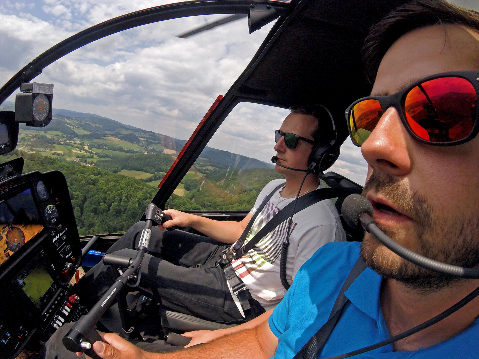 60 Minuten Schnupperflug im Hubschrauber Cabri G2