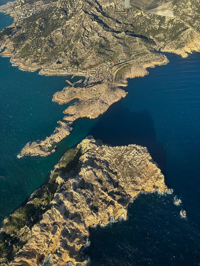 Vol à la découverte de Marseille.