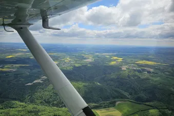 Rundflug über das Ruhgebiet und das bergische Land