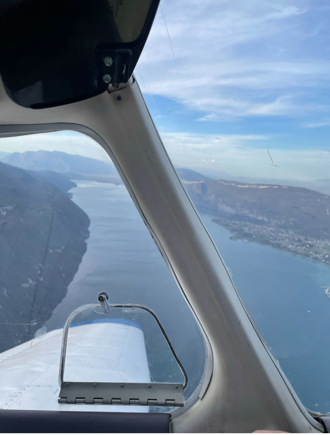 Vol au dessus du Lac du Bourget