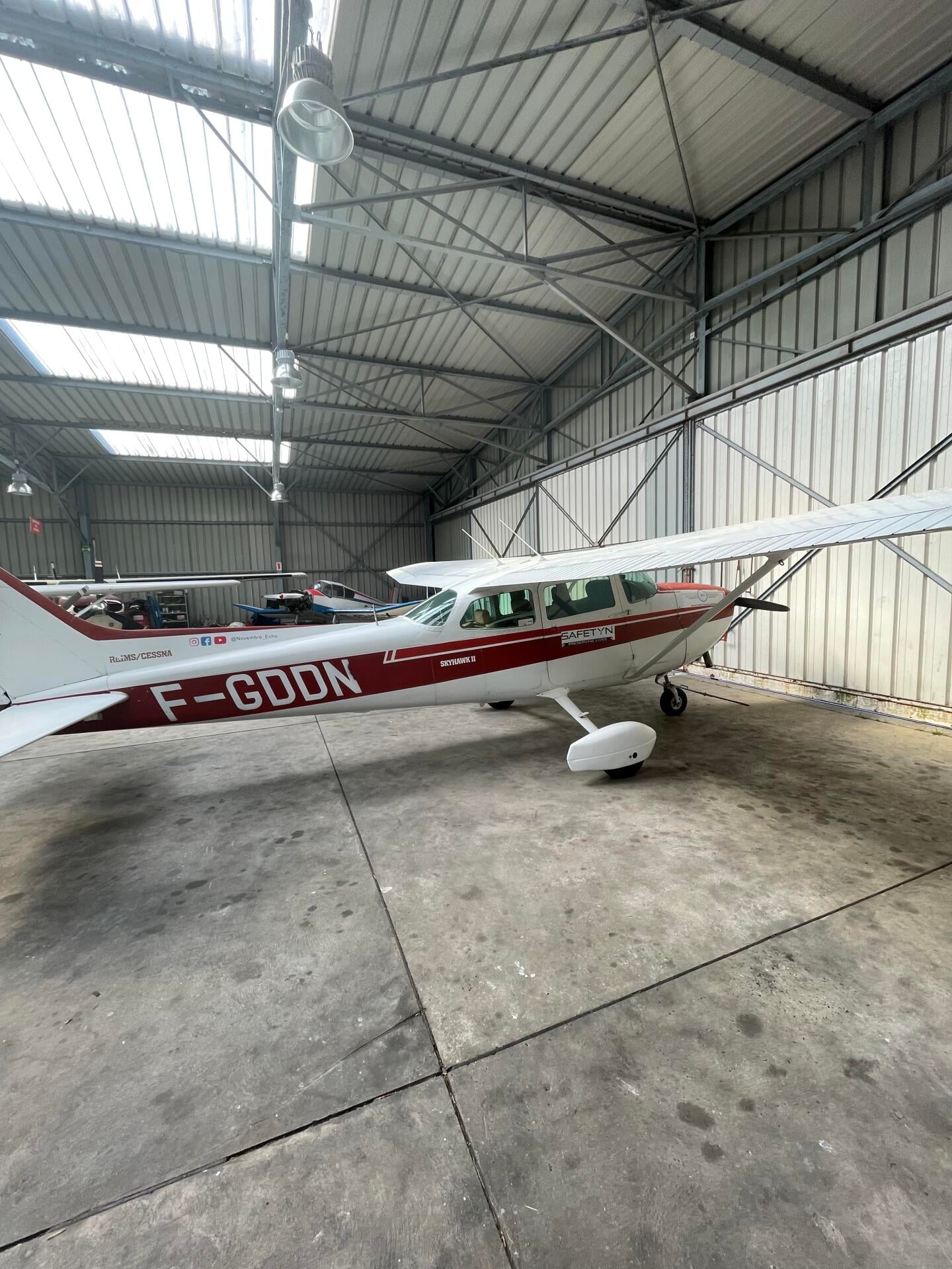 Cessna 172 F-GDDN