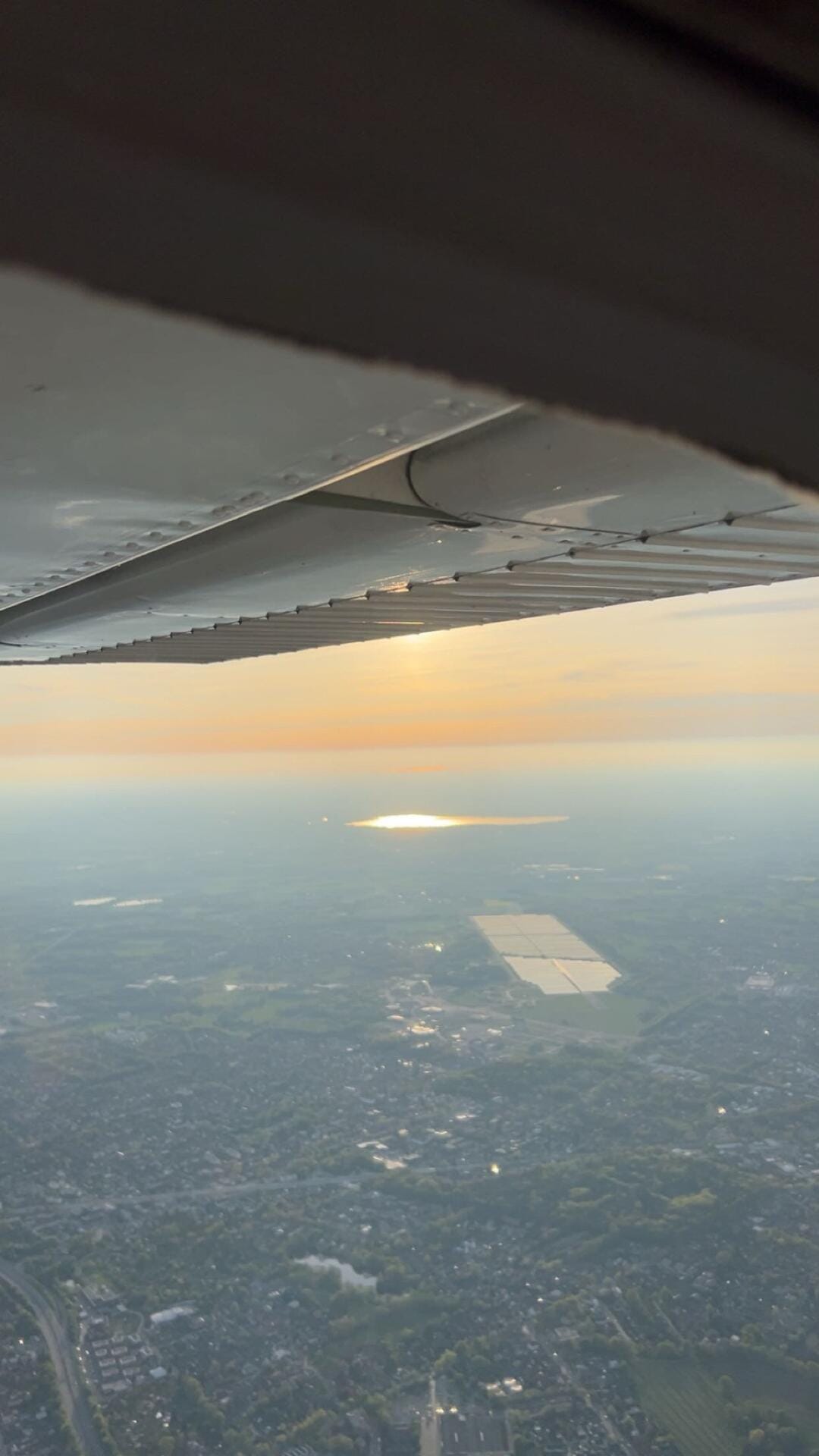 Abendlicher Rundflug – Sonnenuntergang inklusive