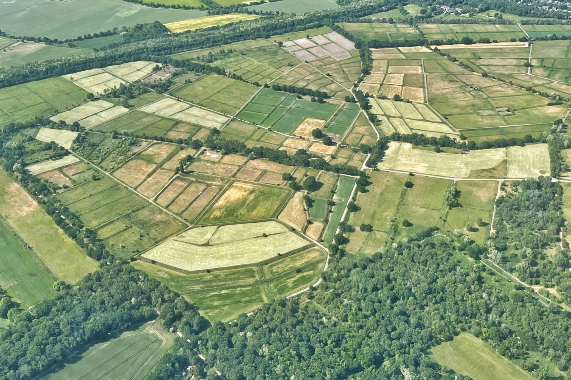2-stündiger Rundflug über Brandenburg nach Wunsch (A210)