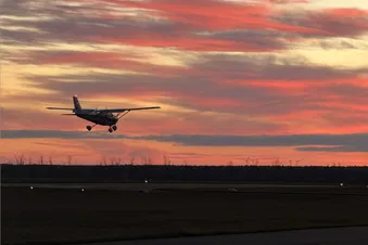 Landung am Abend