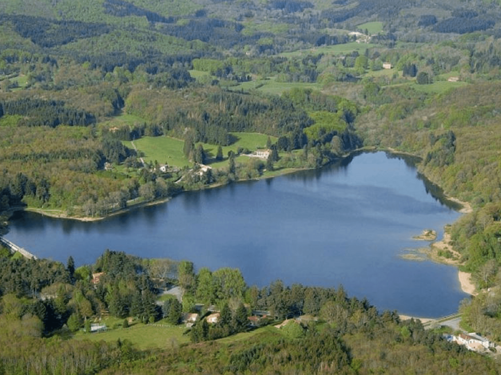 Vol 16 - Lacs de la Montagne Noire et pic de Nore