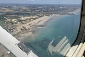 Venez découvrir les côtes du Nord depuis le ciel