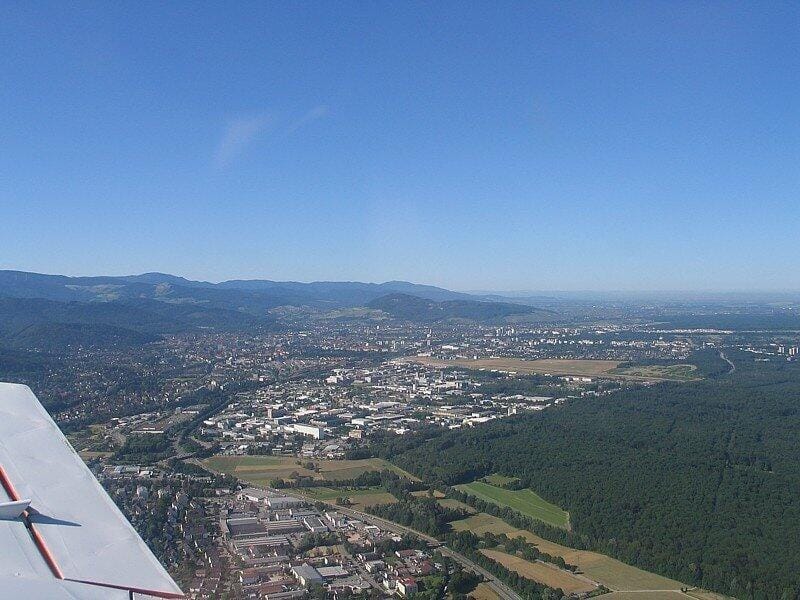 Kaiserstuhl und atemberaubender Anflug über Freiburg