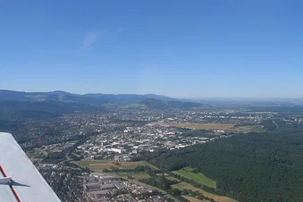Kaiserstuhl und atemberaubender Anflug über Freiburg