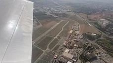 Vue à la verticale de l'Aeroport de Lyon Bron