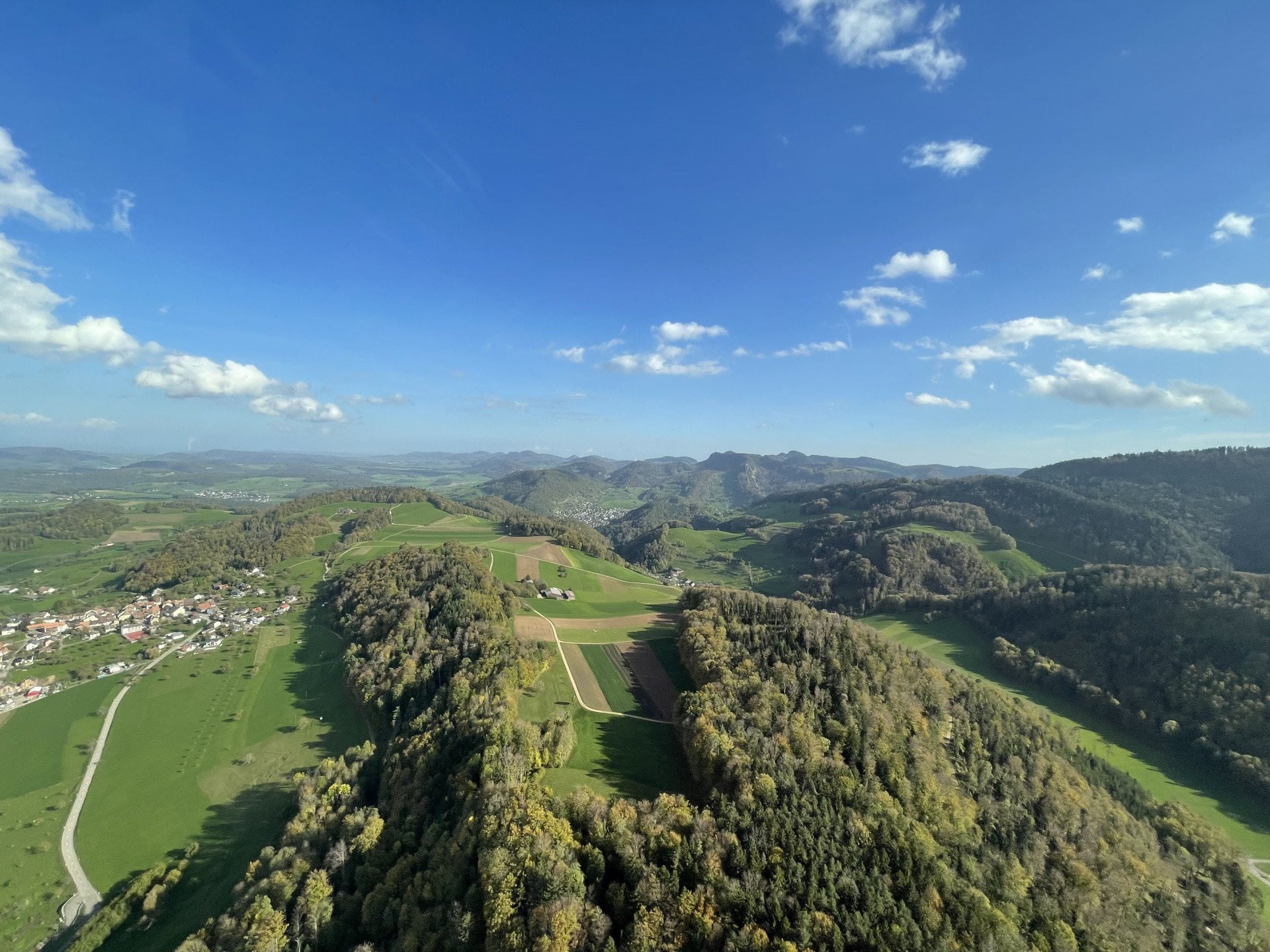 Im Helikopter über Basel und das Baselbiet