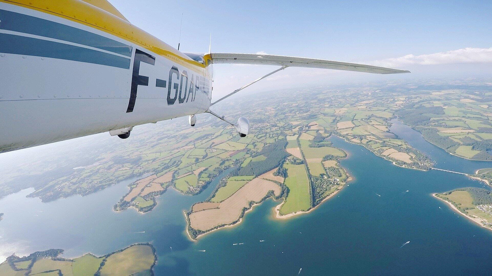 Balade aérienne sur les lacs du Lévézou - France