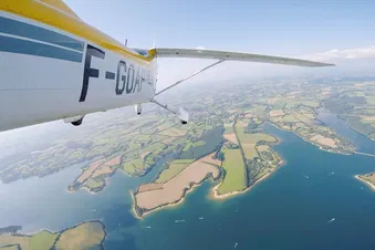 Balade aérienne sur les lacs du Lévézou
