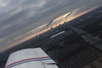 Frühstück in Mannheim, Rundflug