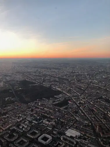 Flug über die Stadt Berlin, von Strausberg