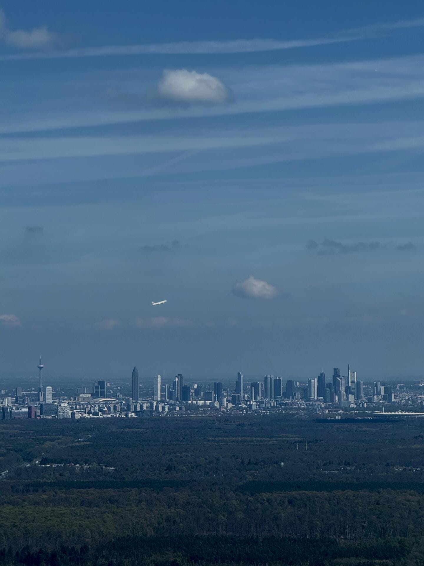 Vom Rheingau nach Mainhattan - Skyline Frankfurt