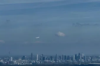 Vom Rheingau nach Mainhattan - Skyline Frankfurt