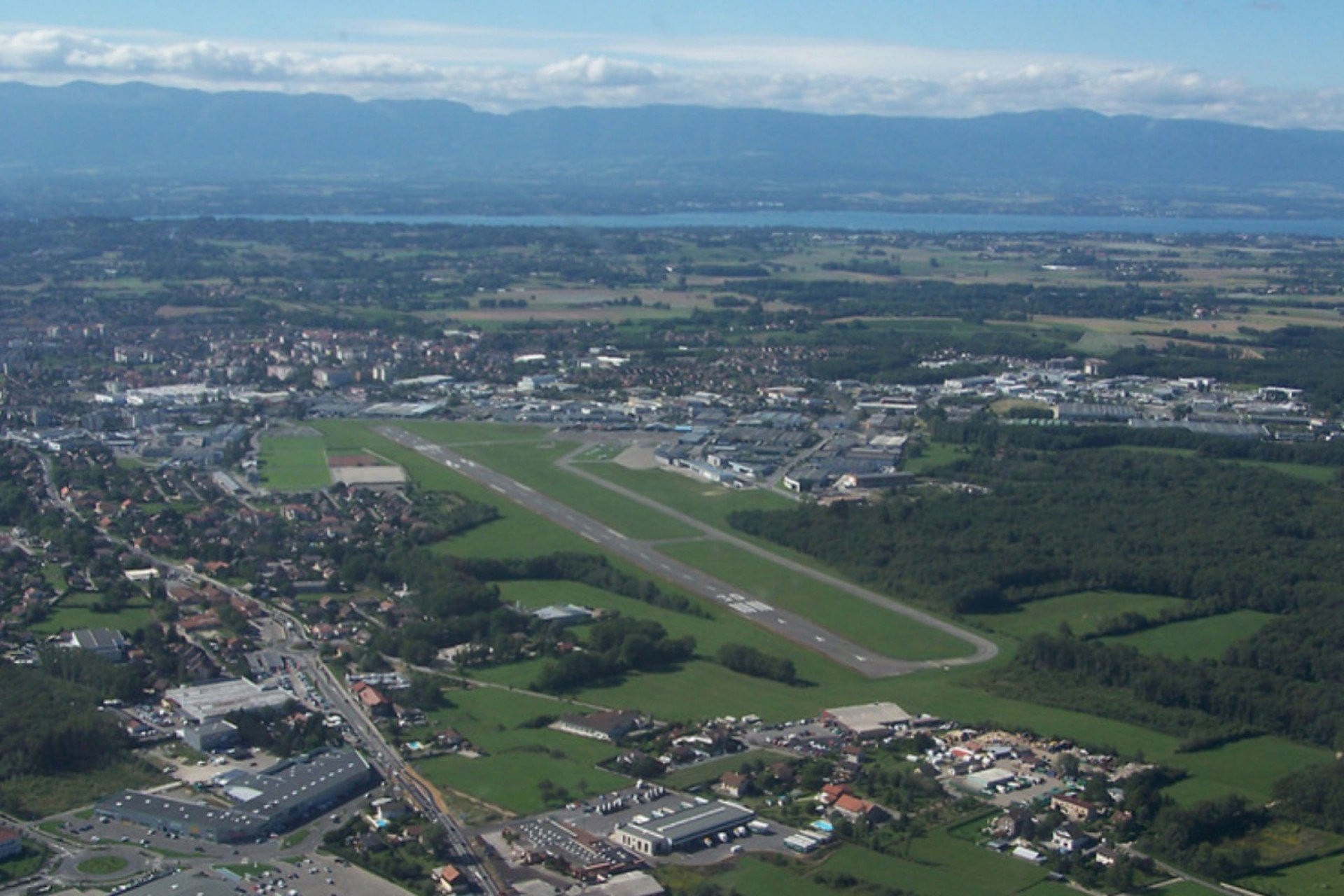 Vol pour Annemasse depuis Paris