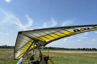 BALADE LES CHEVEUX DANS LE VENT